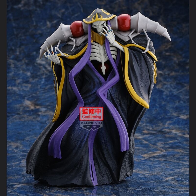 Ainz Ooal Gown Banpresto figure from Overlord – front view
