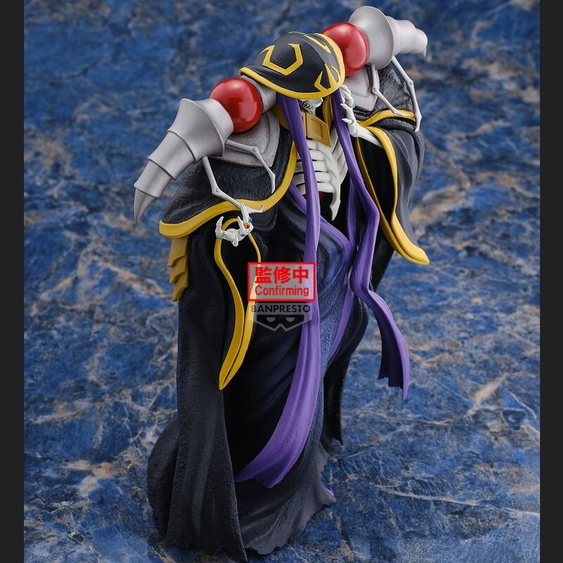 Ainz Ooal Gown Banpresto figure from Overlord – side view